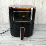 AirFryer 05 L 1450W Heinrich's Germany HFR 8216 Noir – قلاية هوائية 05 لتر 1450 واط أسود