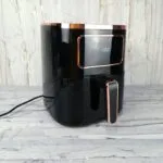 AirFryer 05 L 1450W Heinrich's Germany HFR 8216 Noir – قلاية هوائية 05 لتر 1450 واط أسود