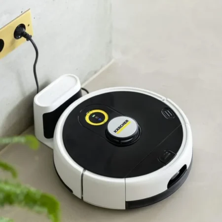 Robot Laveur De Sols Intelligent Programmable Avec Rouleau Motorisé EnMicrofibres Et Autonomie 120min Kärcher RCF 3