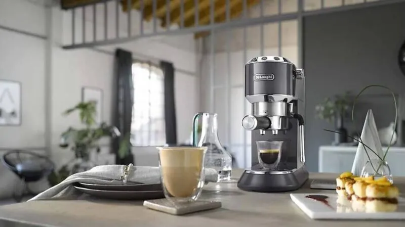 Cafetière DELONGHI Original avec Accessoires Dedica Arte EC885.GY Grey