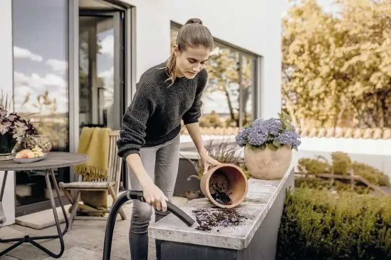 Aspirateur Souffleur 2 en 1 Eau Et Poussière en inox  1000W 19L | Karcher WD3